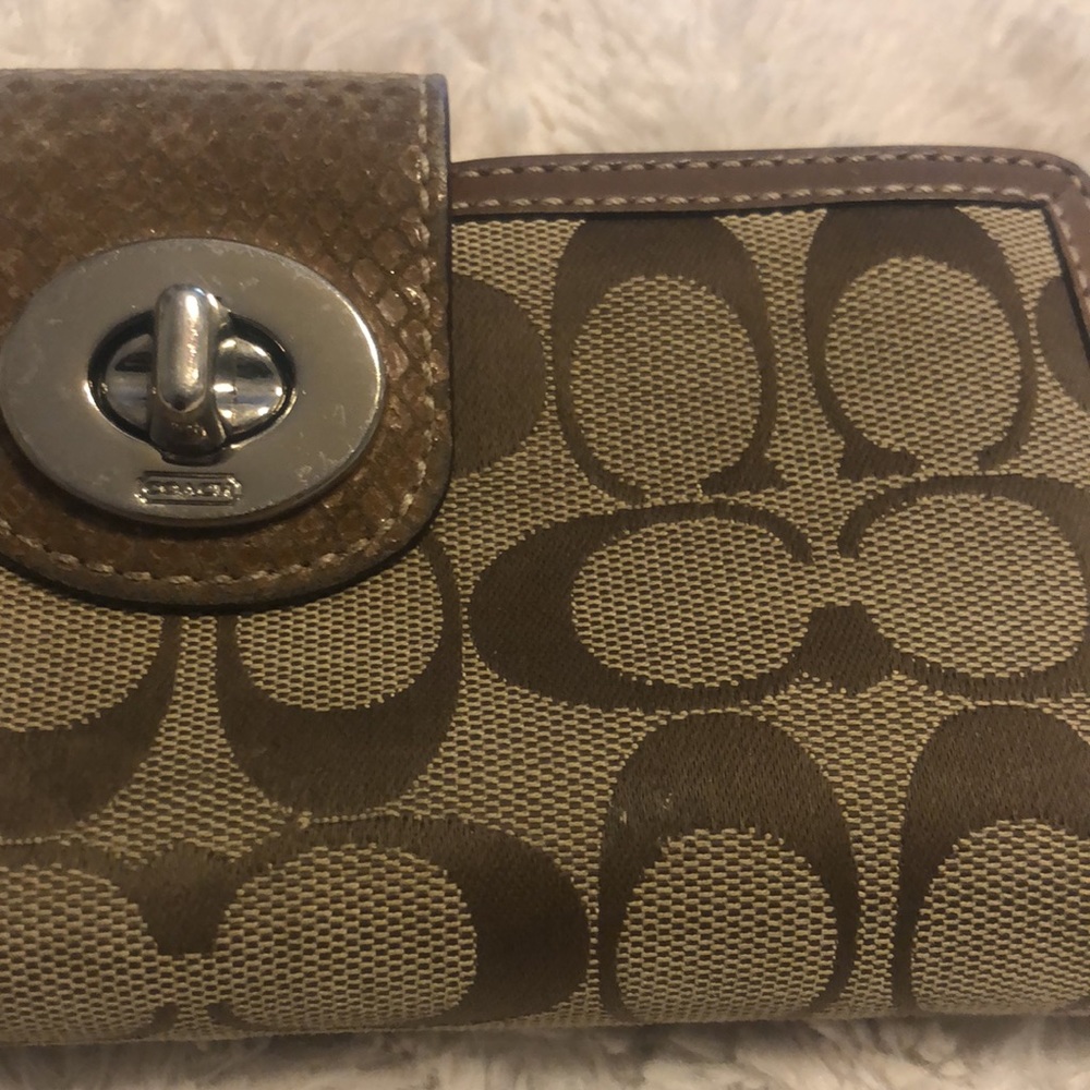Coach wallet - Picture 2 of 6